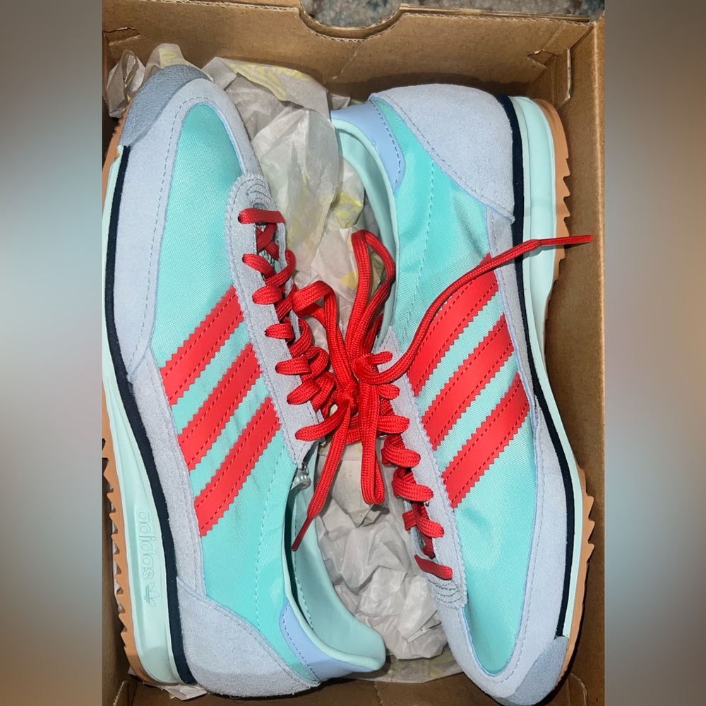 Adidas Women's Aqua and Scarlet Sneakers